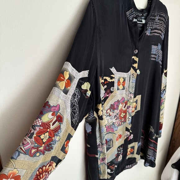 Citron Santa Monica Silk Button Up - Picture 2 of 7